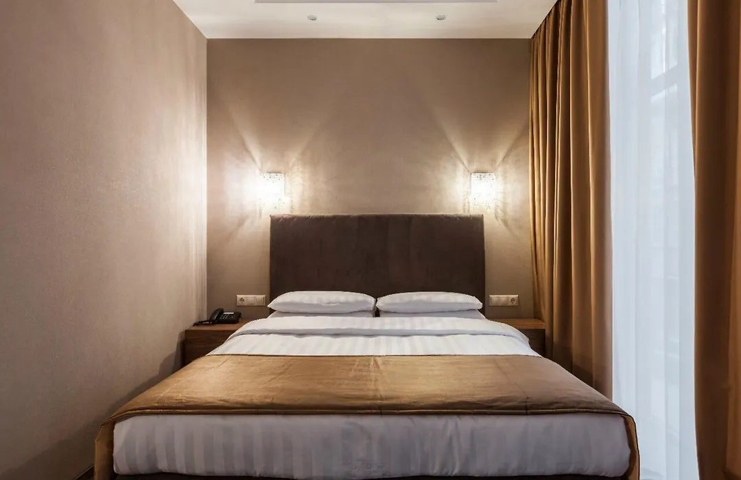 Crystal Hotel-1